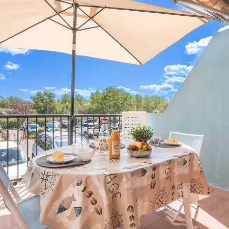 Le Lagon Bleu-4 By Interhome