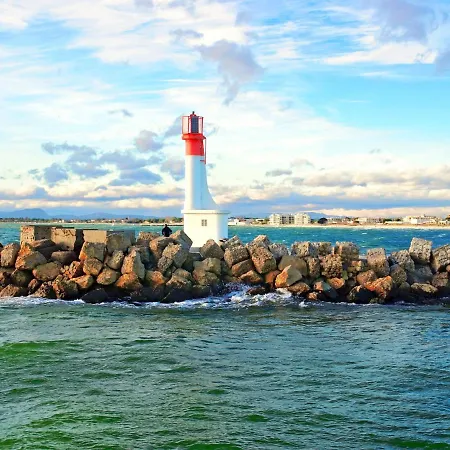 Le Lagon Bleu-4 By Interhome * Le Grau-du-Roi