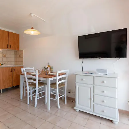 Le Lagon Bleu-4 By Interhome * Le Grau-du-Roi