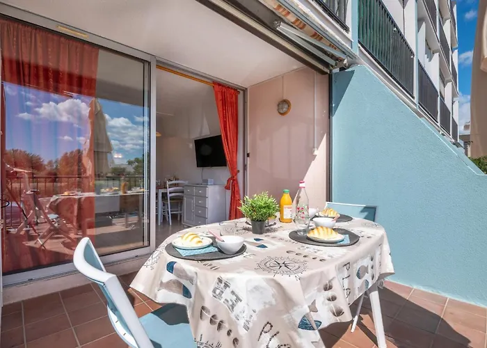 Le Lagon Bleu-4 By Interhome *